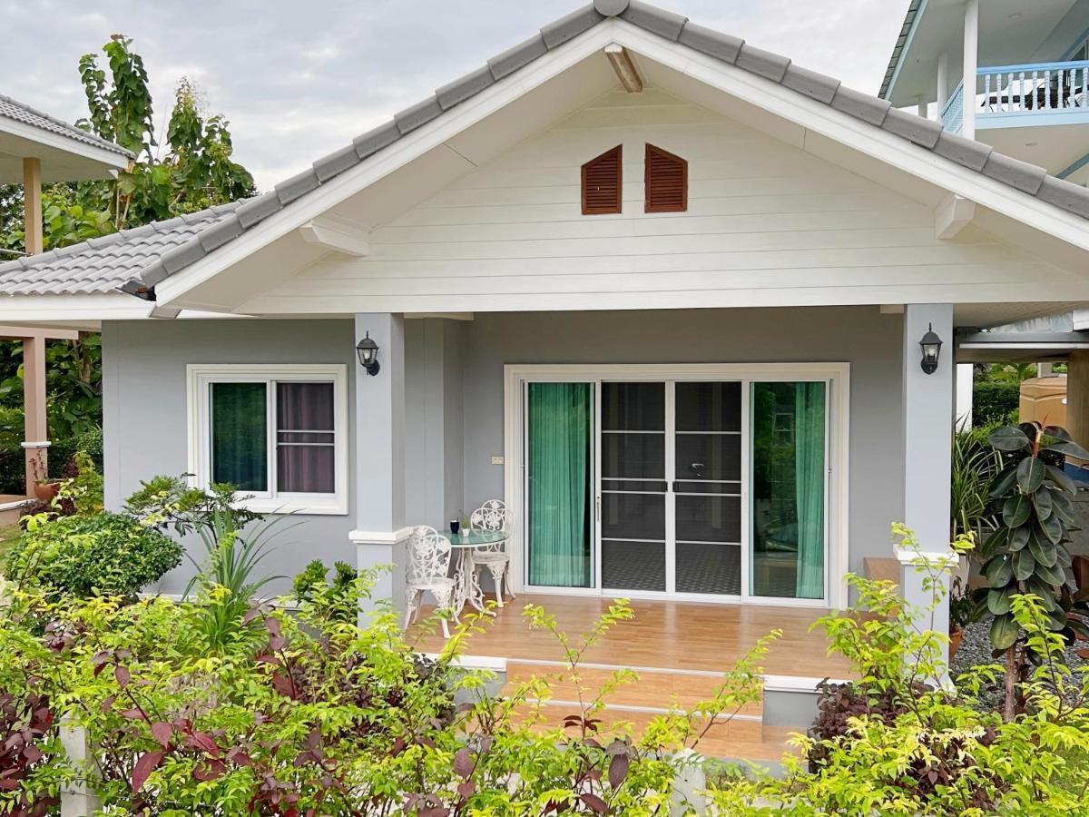 New Home Gบ้านเดี่ยวสร้างใหม่ ใกล้ทะเล ตัวเมืองระยอง Ban Chak Phai Екстериор снимка