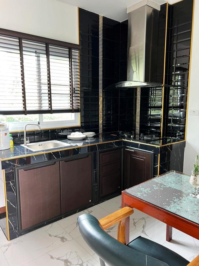 New Home Gบ้านเดี่ยวสร้างใหม่ ใกล้ทะเล ตัวเมืองระยอง Ban Chak Phai Екстериор снимка